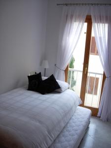 Bed 3 - full single 