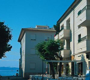 Exterior of apartment showing proximity to the sea