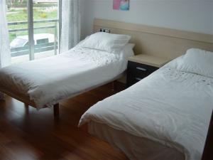 bedroom2
