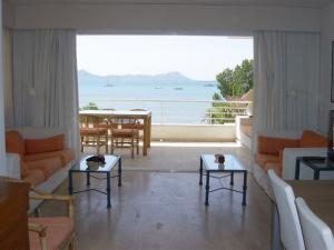 living room & views