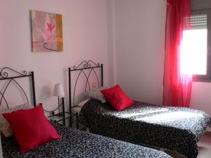 Twin bedroom