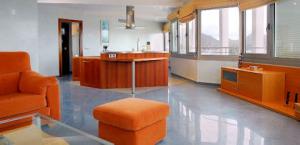 Kitchen and sitting area